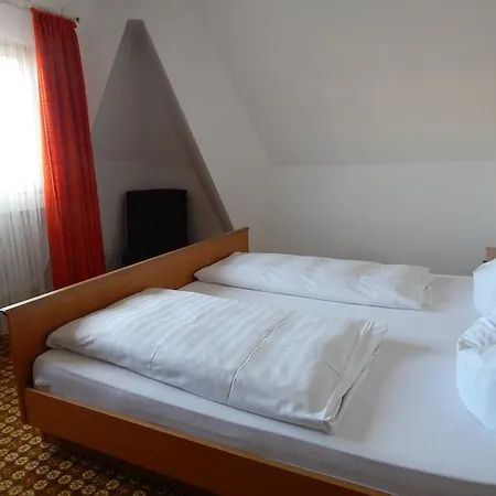 Garni Neustadter Hof Hotel 3*