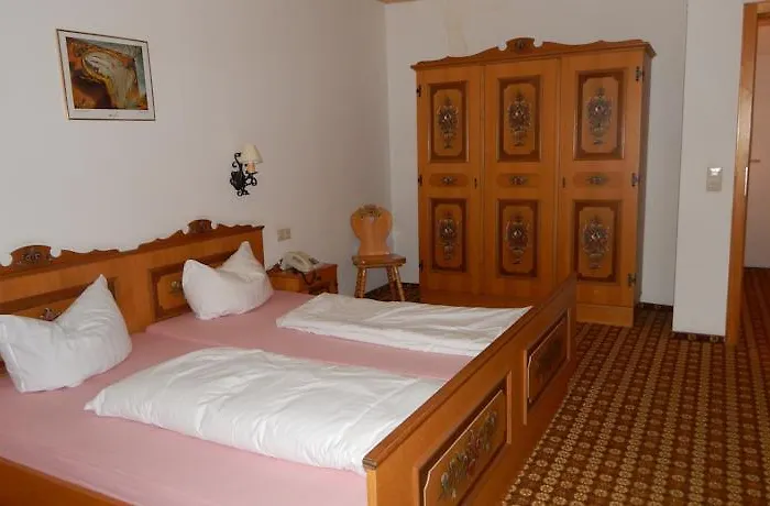 Hotel Garni Neustadter Hof Titisee-Neustadt